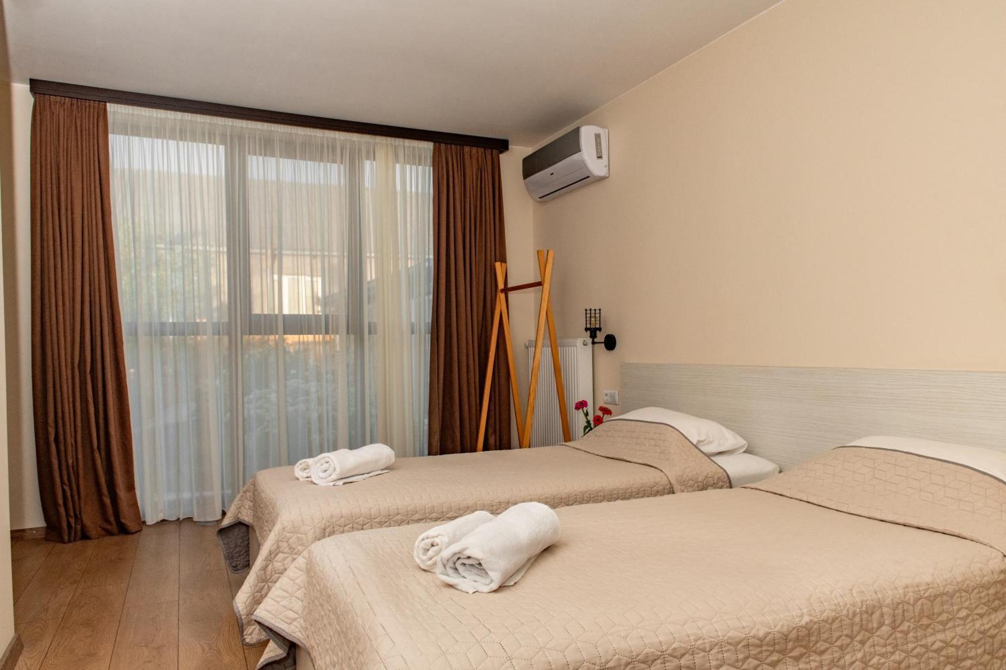 Alvani Inn K'vemo Alvani Buitenkant foto
