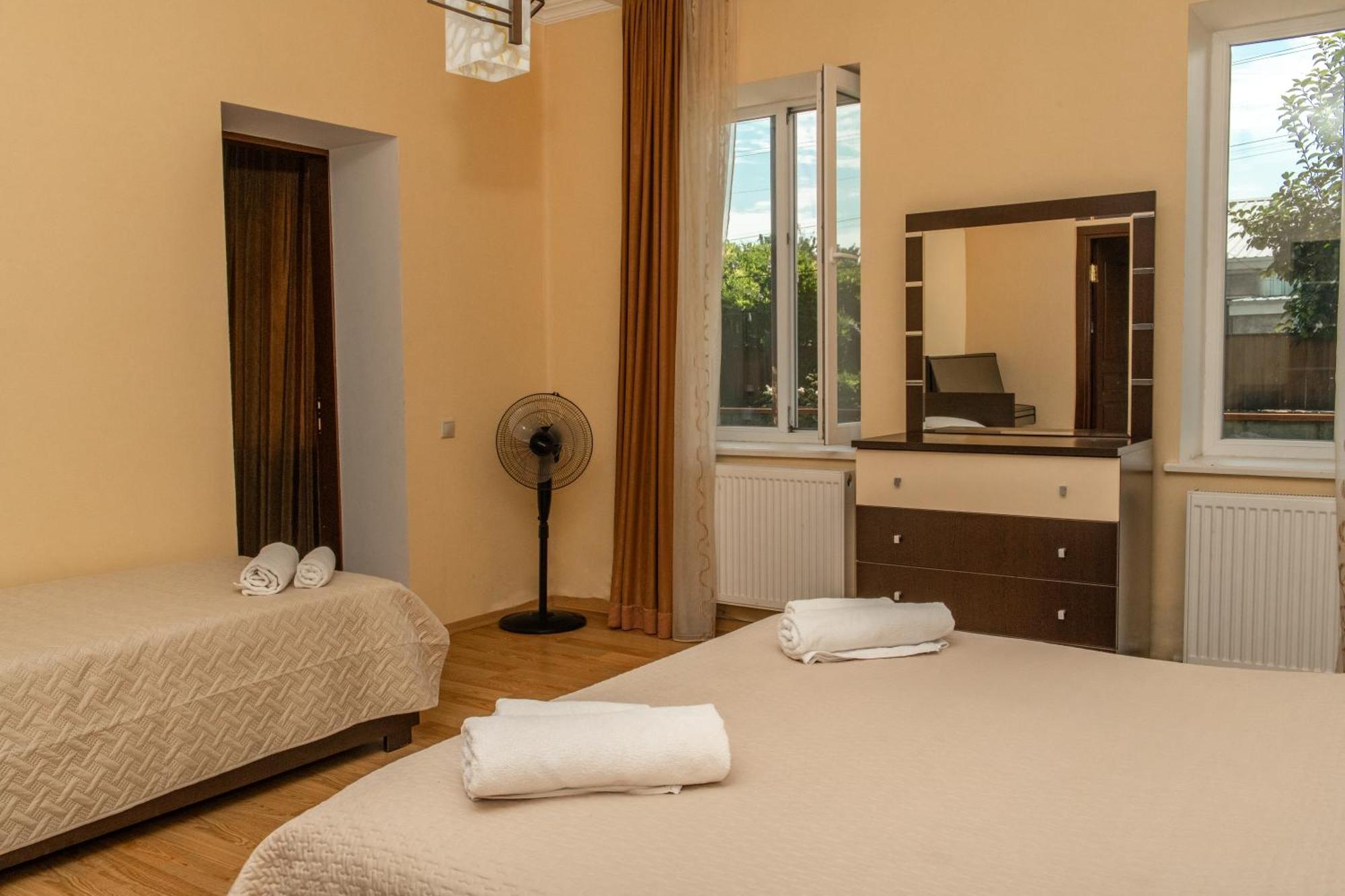 Alvani Inn K'vemo Alvani Buitenkant foto